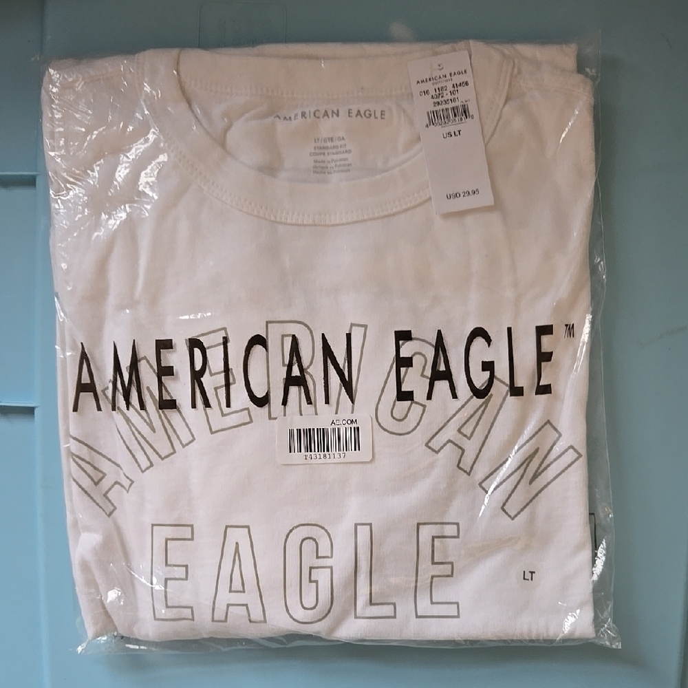 American Eagle Outfitters White Short Sleeve Tee